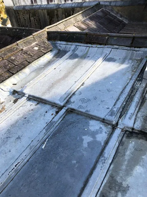 An old lead flat roof and it being replaced — photo 3