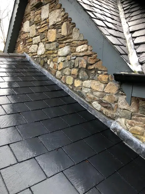 Badly leaking roof being replaced — photo 10